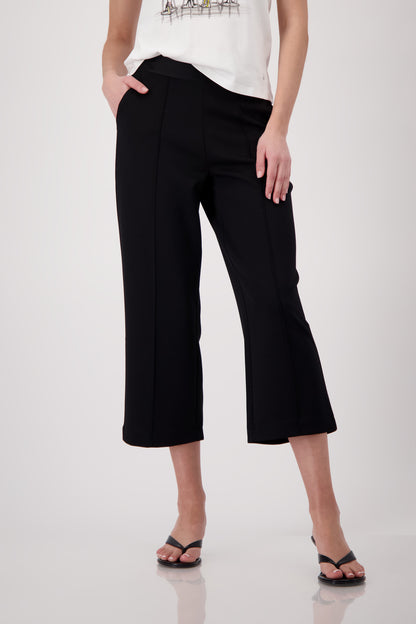 Joggers with elasticated waistband