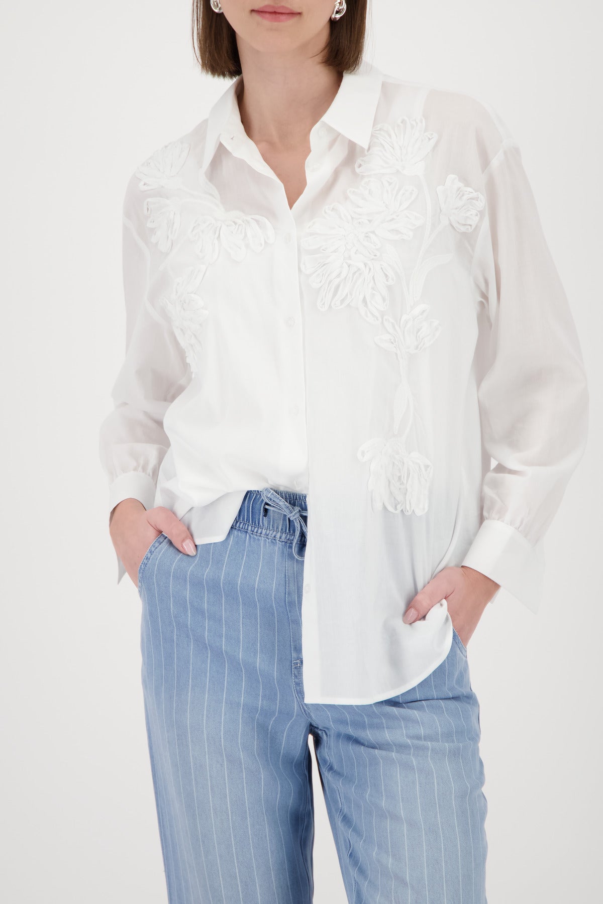 Monari Blouse With Flower Embroidery