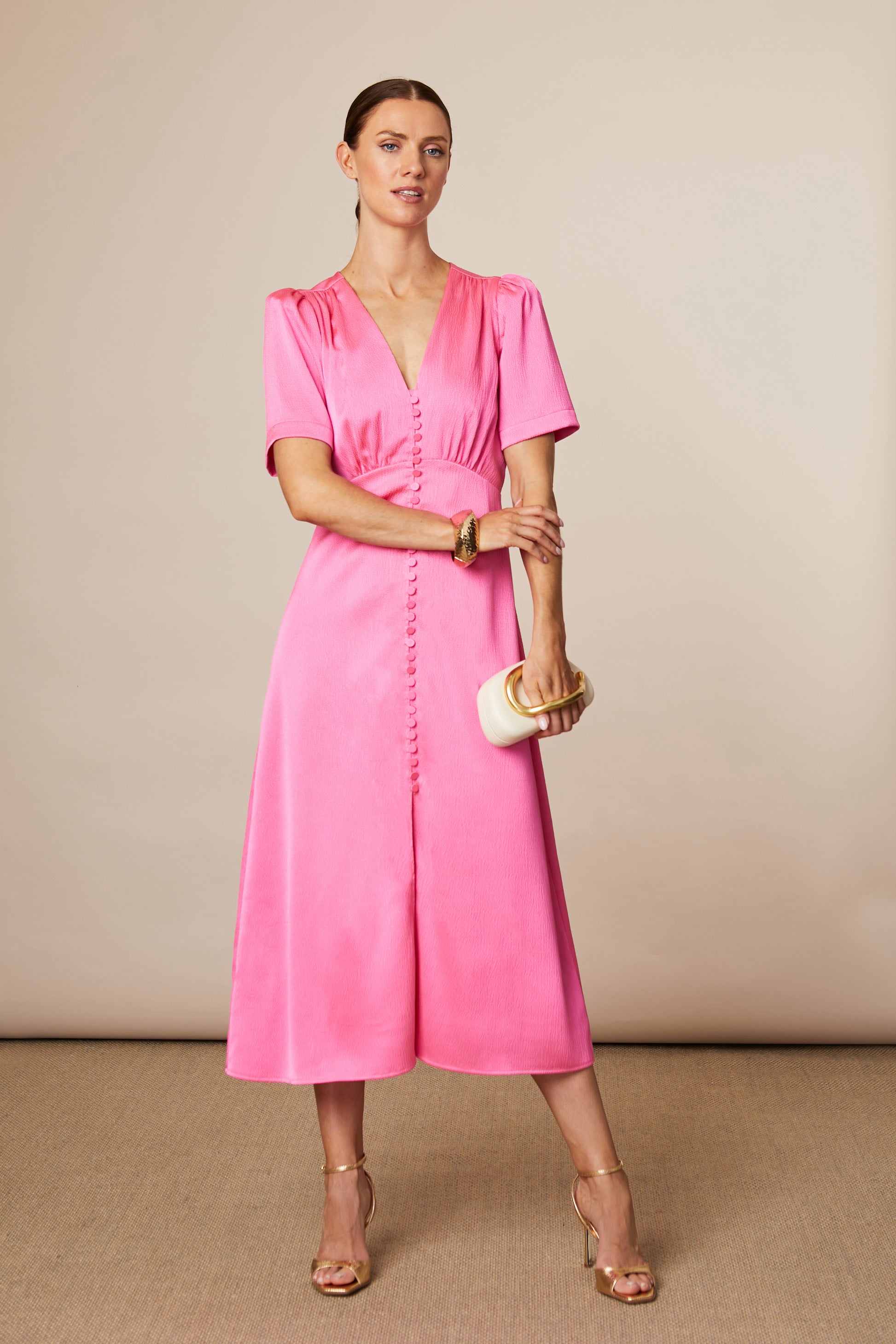 Pink dress with button closure, perfect for communion, weddings and confirmation wear