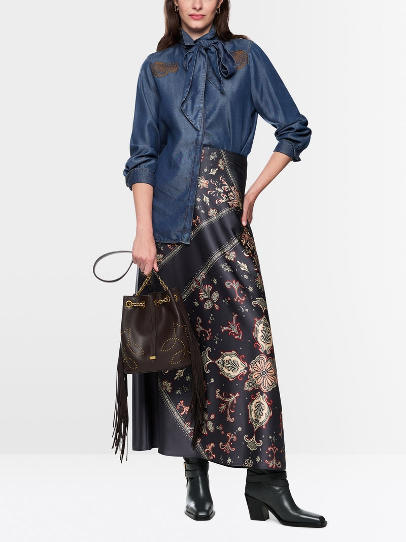 Denim blouse with bow 