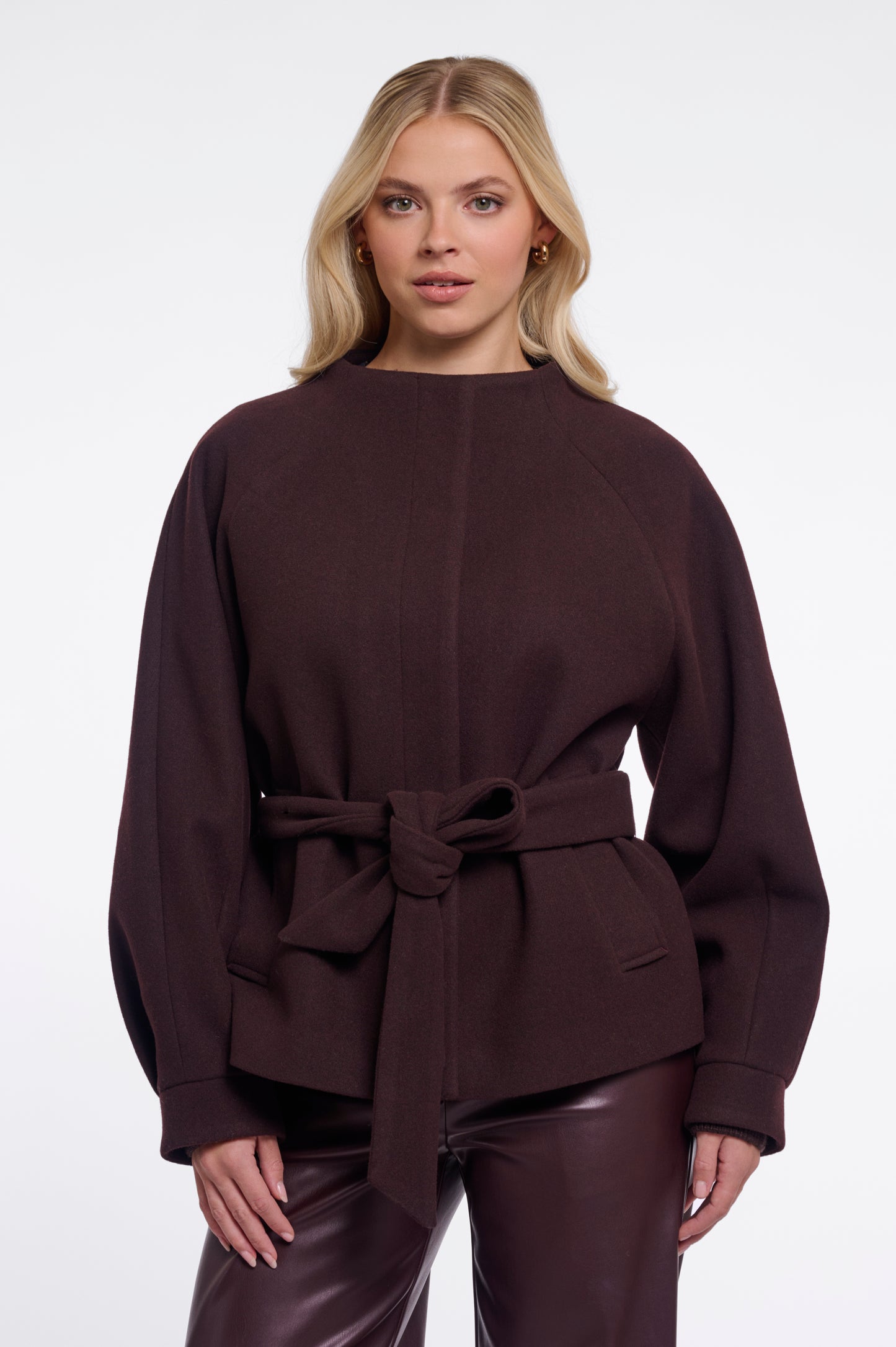 Cornelia short coat with collar
