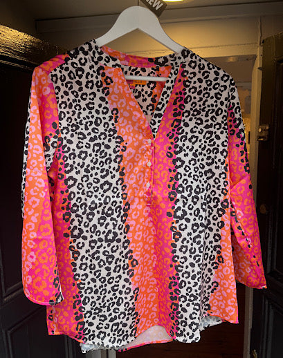 Vilagallo Francina Animal Print Blouse
