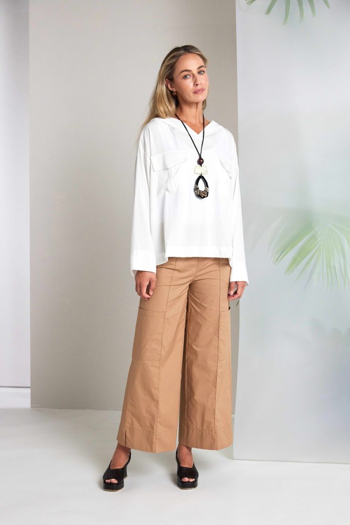 Wide Leg Trouser With Pocket Detail At Front