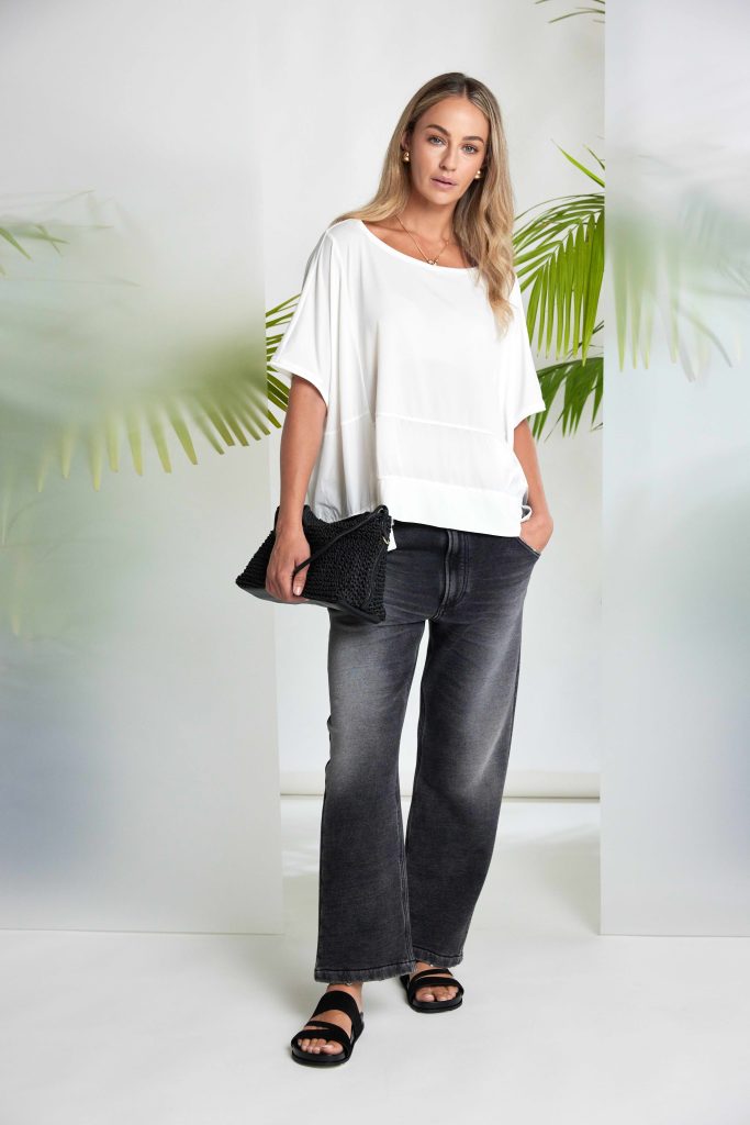 Naya Square Top with Contract Fabric Bands