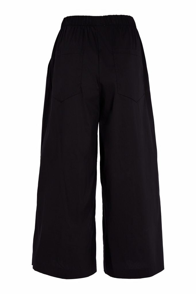 Naya Cropped Trouser With Side Pocket