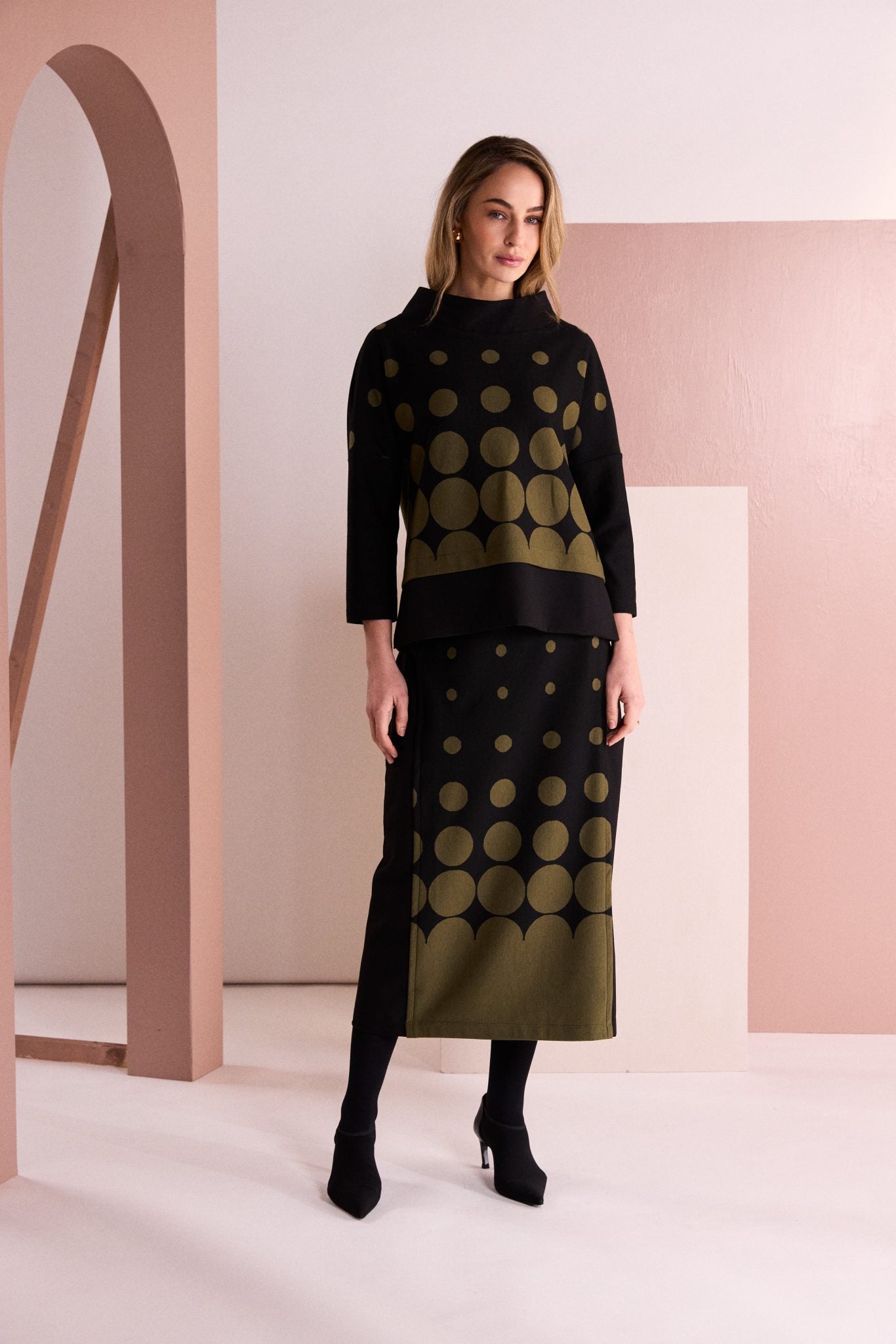 Spot Border Print High Neck Top