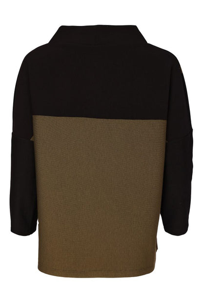 Naya Spot Boarder Print Top