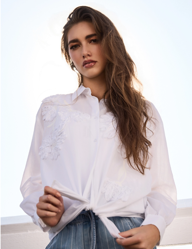 Monari Blouse With Flower Embroidery